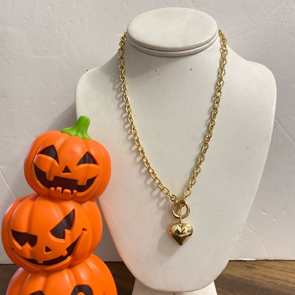 Jewelry - ELEGANT SAROJ TRENDING STATEMENT NECKLACE